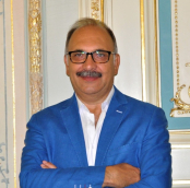 Prof. Dr. Mustafa VAR