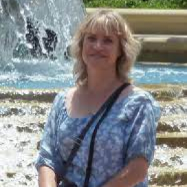 Doç. Dr. Oya Akın